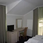 Saint George Family 3* Βέλινγκραντ