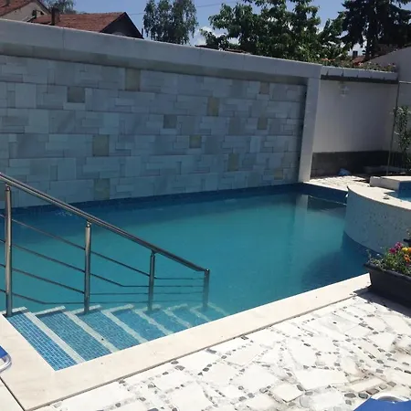 Saint George Family Hotel 3*